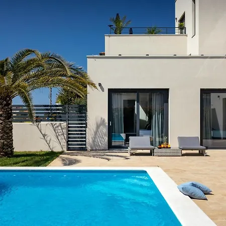 Belvedere Holidays Villas Novigrad  Exterior photo