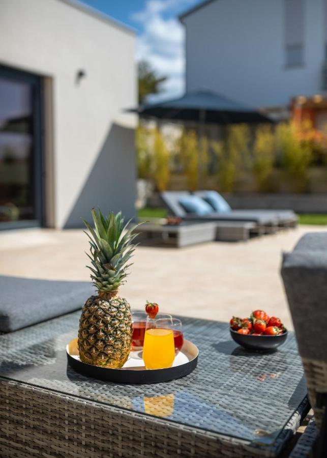 Belvedere Holidays